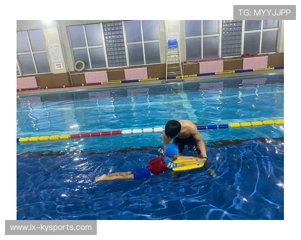 游泳馆加强青少年课程的师资资格认定与续证机制，游泳馆培训机构